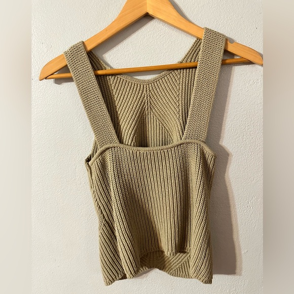 Express Knitted Tank Top - Picture 4 of 4